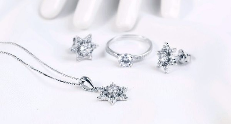 Tại sao nên đeo trang sức?